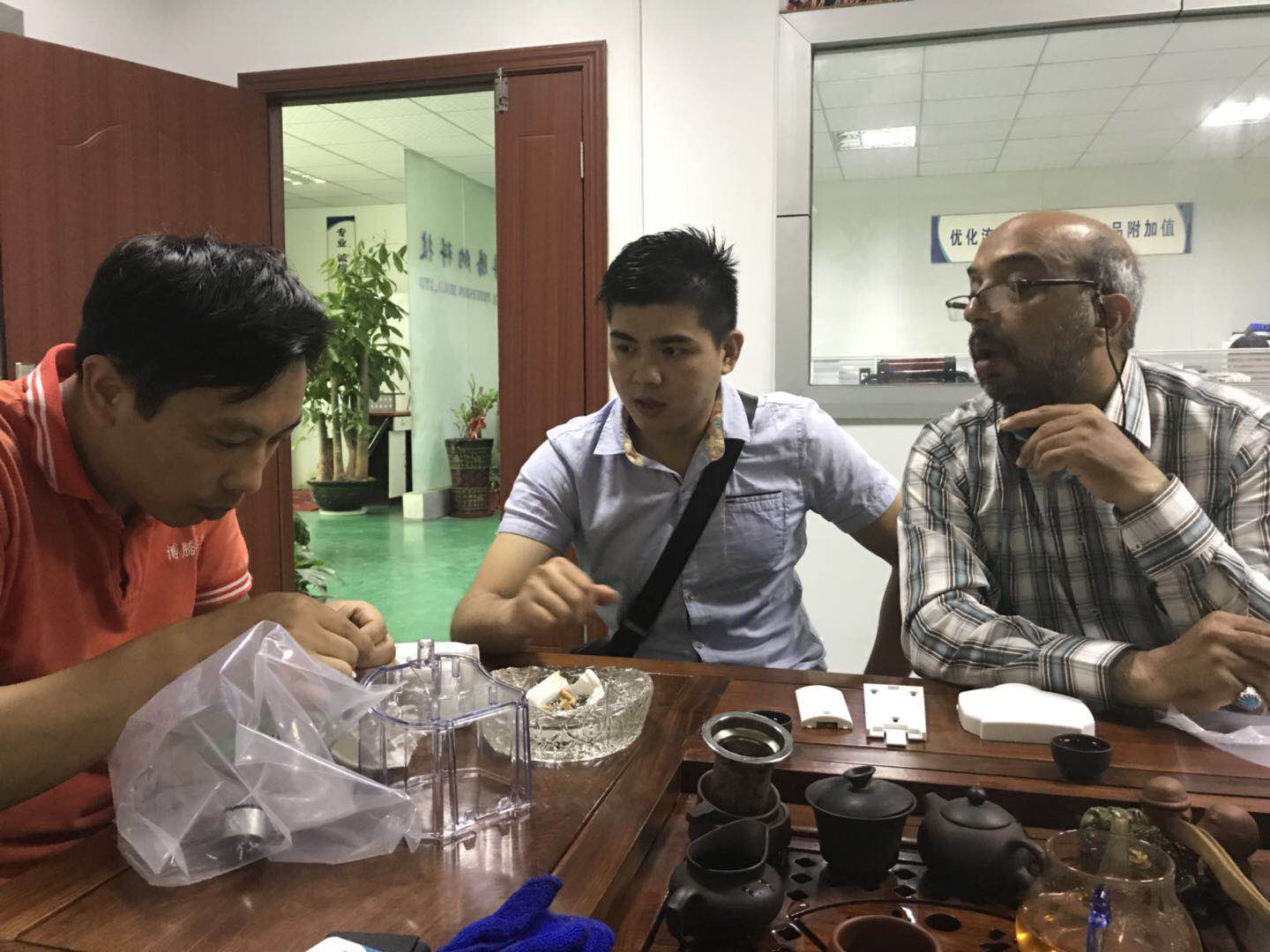 博騰納塑膠模具與印度客戶愉快合作?。? title=